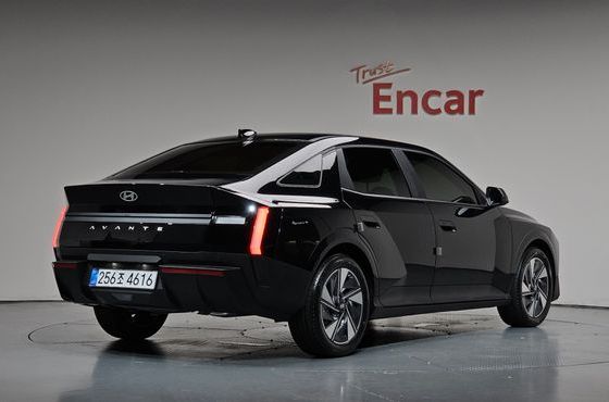 Hyundai AVANTE 2.0 Modern — пробег 1 099 км — фото 2 из 5