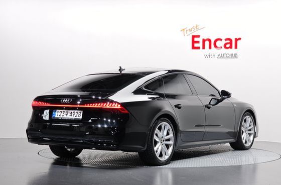Audi A7 55 TFSI e Quattro Premium — пробег 51 945 км — фото 2 из 5