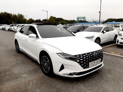 Hyundai Grandeur 3.0 LPi Rent Car Premium — пробег 87 000 км — фото 3 из 5