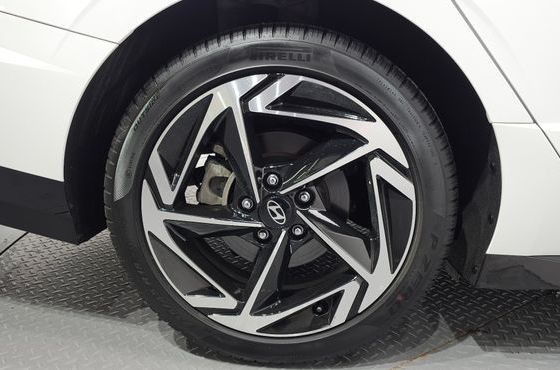 Hyundai Sonata 2.0 Exclusive — пробег 15 937 км — фото 5 из 5
