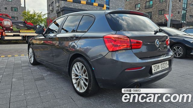 BMW 1-Series 118d Sport 5Door — пробег 107 239 км — фото 4 из 5