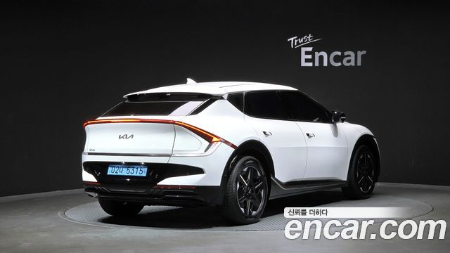 Kia EV6 из Кореи Encar