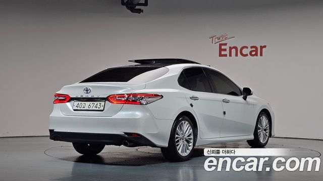 Toyota Camry из Кореи Encar