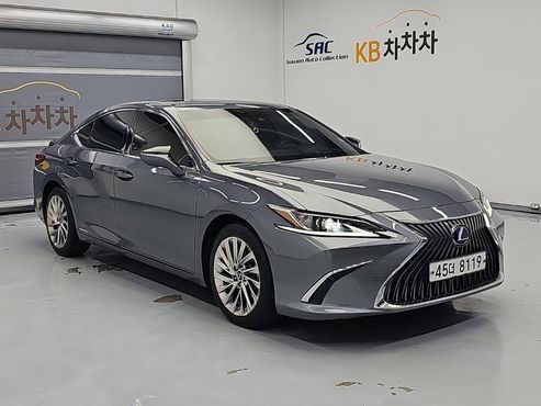 Lexus ES Luxury Plus — пробег 79 723 км — фото 4 из 5