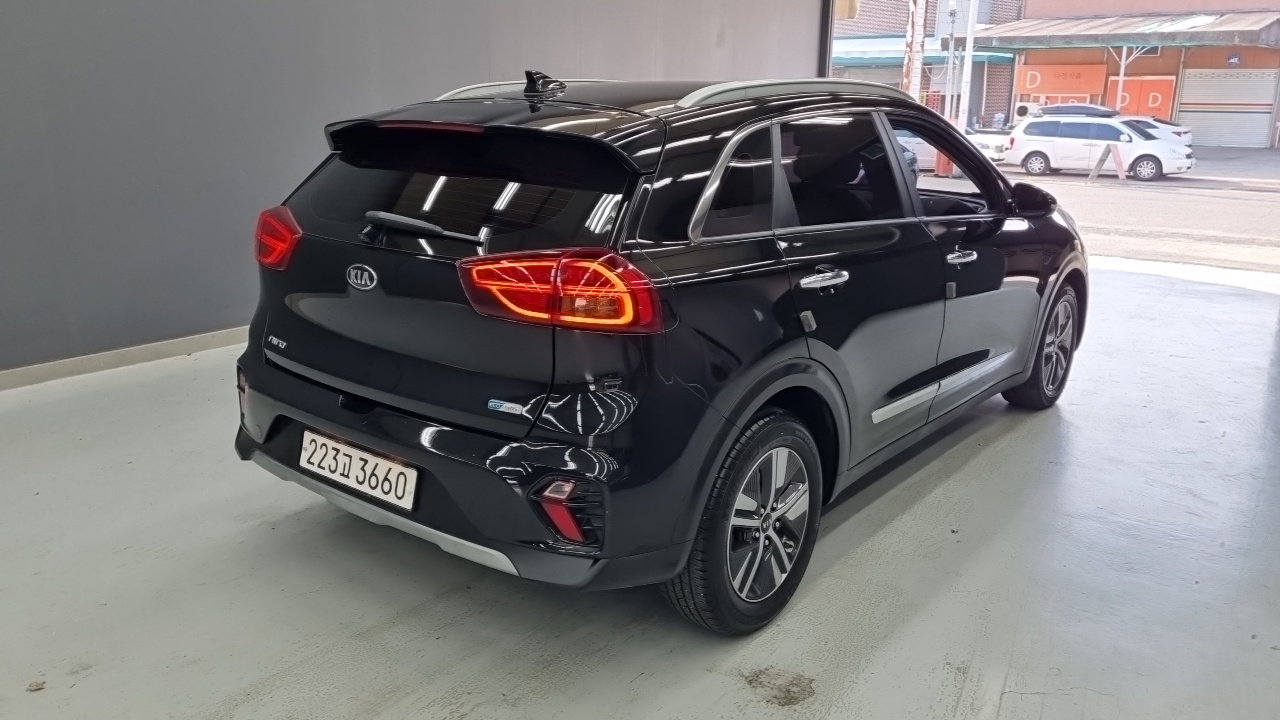 Kia Niro из Кореи Encar