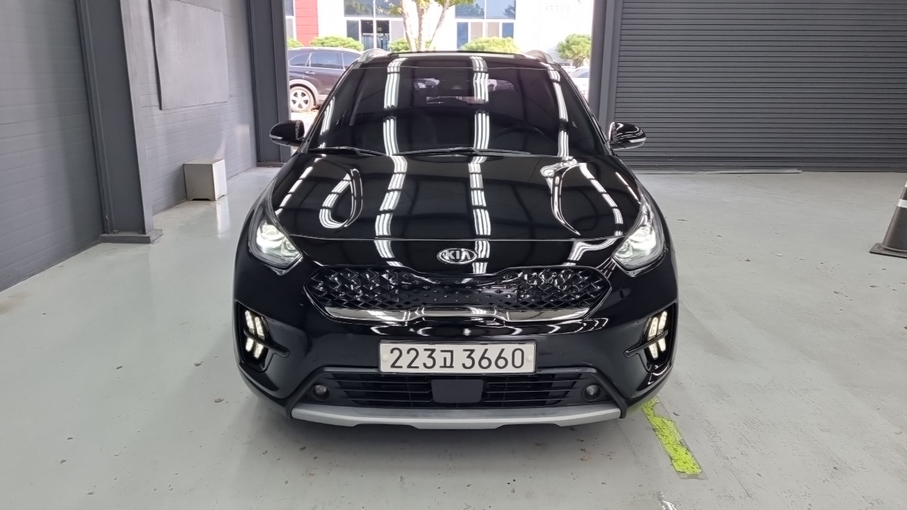 Kia Niro 1.6 HEV Noblesse Special — пробег 96 495 км — фото 3 из 5