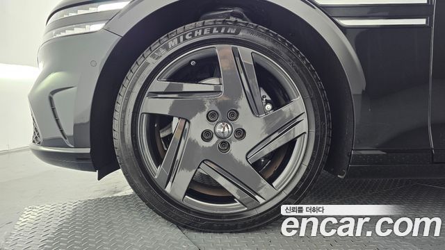 Genesis G90 из Кореи Encar