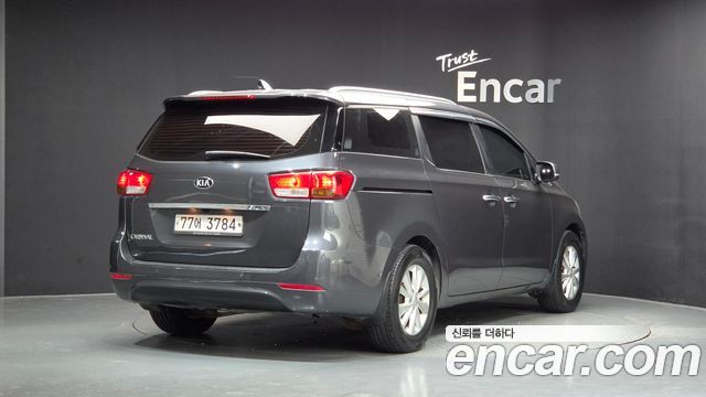 Kia Carnival 11-seater Luxury — пробег 170 085 км — фото 2 из 5