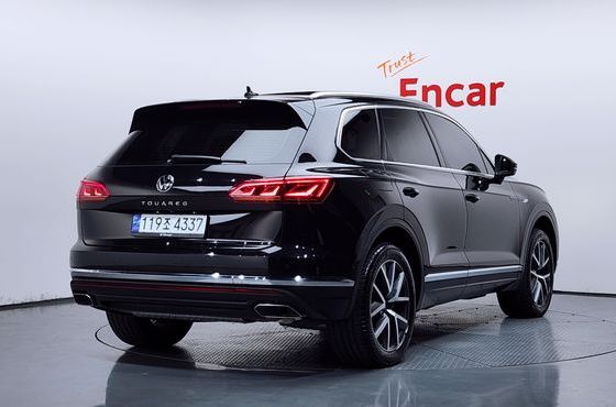 Volkswagen Touareg 3.0 TDI Prestige — пробег 32 254 км — фото 2 из 5