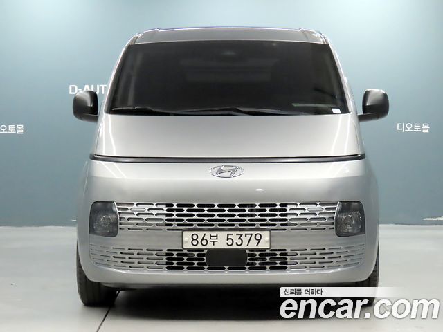 Hyundai Staria Cargo 3-Seater Smart — пробег 121 757 км — фото 2 из 5