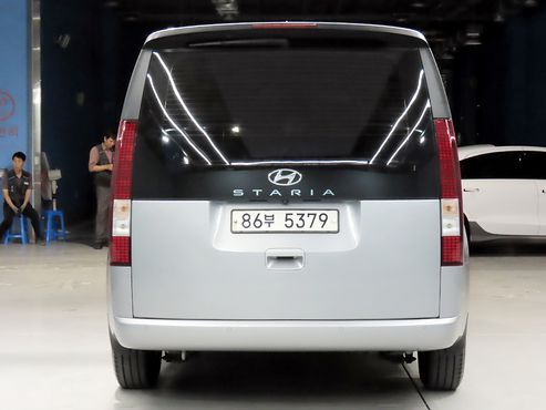 Hyundai Staria Cargo 3-Seater Smart — пробег 121 757 км — фото 3 из 5