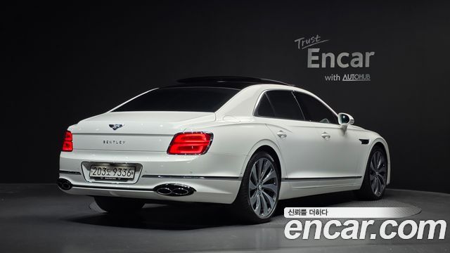 Bentley Flying Spur из Кореи Encar