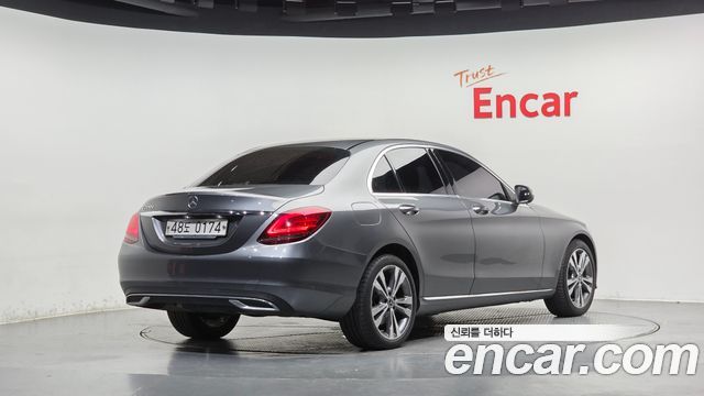 Mercedes-Benz C-Class из Кореи Encar