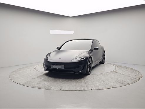 Tesla Model 3 Performance AWD — пробег 23 188 км — фото 1 из 5