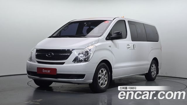 Hyundai Starex 12-Seater Wagon CVX Deluxe — пробег 123 576 км — фото 1 из 5