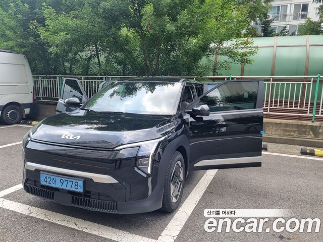 Kia EV3 Standard 2WD Air — пробег 232 км — фото 3 из 5
