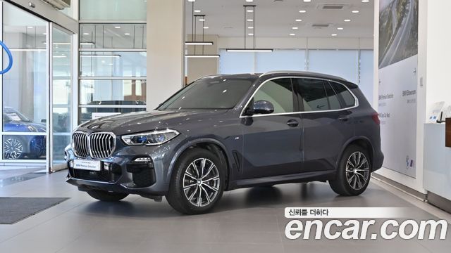 BMW X5 xDrive 30d M Sport — пробег 101 947 км — фото 1 из 5