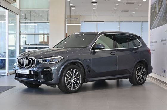 BMW X5 xDrive 30d M Sport — пробег 101 947 км — фото 1 из 5