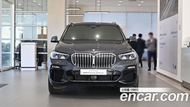 BMW X5 xDrive 30d M Sport — пробег 101 947 км — фото 3 из 5