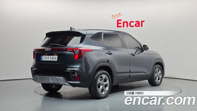 Kia Seltos из Кореи Encar