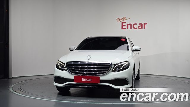 Mercedes-Benz E-Class E300 4MATIC Exclusive — пробег 161 555 км — фото 3 из 5