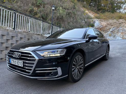 Audi A8 60 TFSI Quattro LWB — пробег 57 000 км — фото 1 из 5