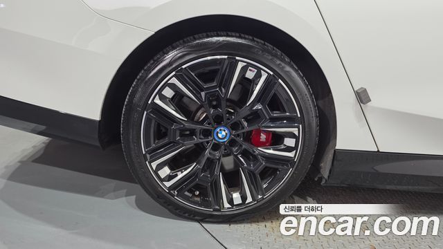 BMW i5 из Кореи Encar