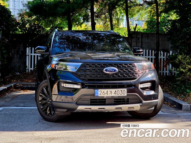 Ford Explorer 2.3 LimIted 4WD — пробег 54 000 км — фото 3 из 5