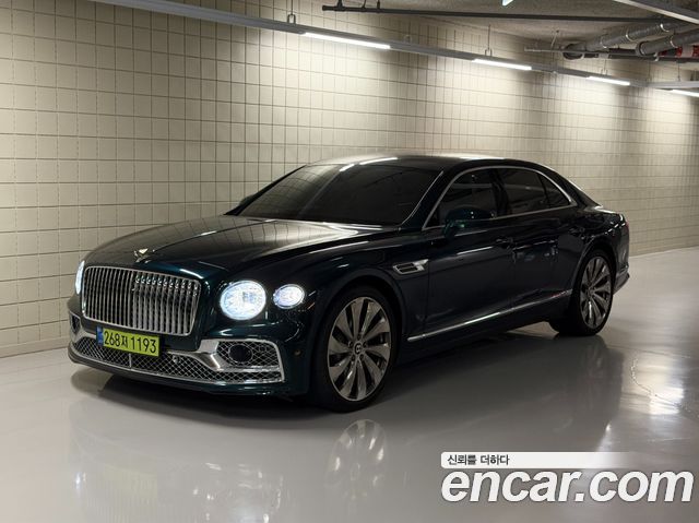 Bentley Flying Spur 4.0 — пробег 19 000 км — фото 2 из 5