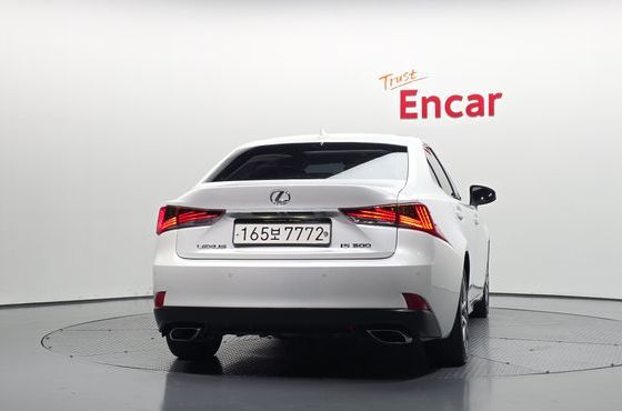Lexus IS Supreme — пробег 64 039 км — фото 4 из 5