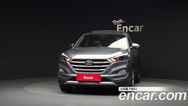 Hyundai Tucson Diesel 2.0 2WD Style — пробег 250 296 км — фото 3 из 5
