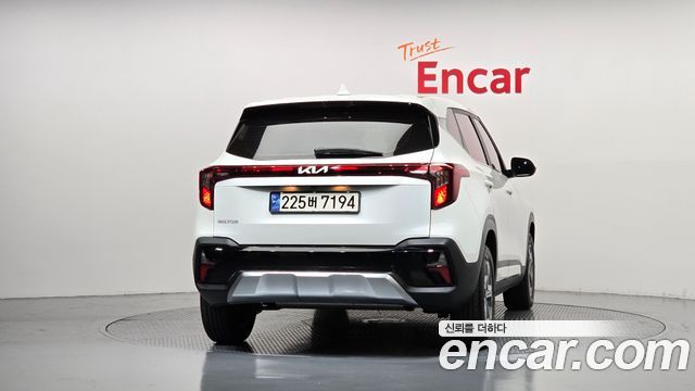 Kia Seltos из Кореи Encar