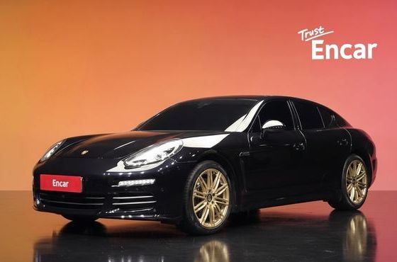 Porsche Panamera 3.6 AWD Edition 970 — пробег 70 948 км — фото 1 из 5