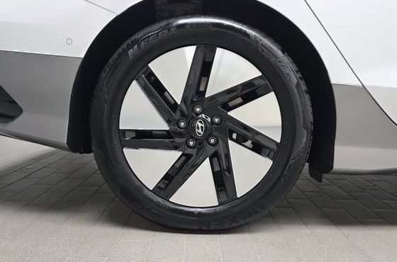 Hyundai Ioniq6 Long Range AWD Prestige — пробег 28 870 км — фото 5 из 5