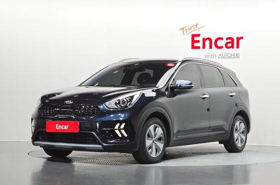 Kia Niro 1.6 HEV Luxury — пробег 85 921 км — фото 1 из 5