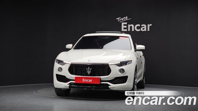 Maserati Levante из Кореи Encar