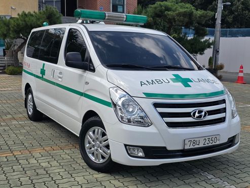 Hyundai Starex Ambulance — пробег 13 496 км — фото 1 из 5