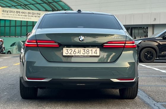 BMW 5-Series 523d — пробег 8 643 км — фото 4 из 5