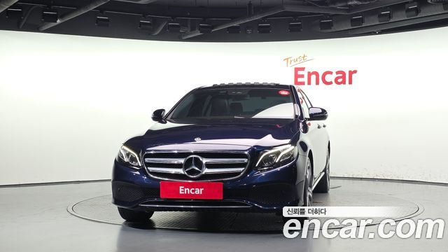 Mercedes-Benz E-Class E220d Avantgarde — пробег 88 857 км — фото 3 из 5
