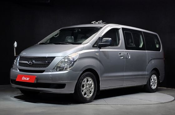 Hyundai Starex 12-Seater Wagon CVX Deluxe — пробег 205 871 км — фото 1 из 5