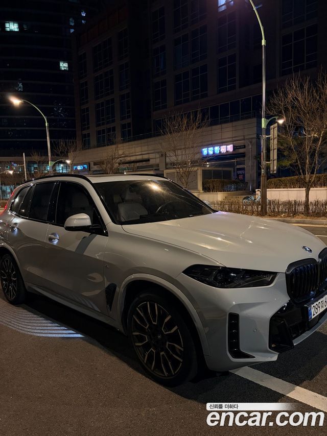 BMW X5 xDrive 50e M Sport — пробег 19 000 км — фото 2 из 5