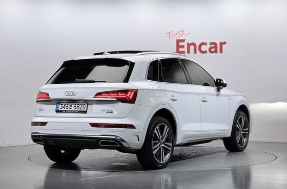 Audi Q5 45 TFSI Quattro Premium — пробег 78 619 км — фото 2 из 5