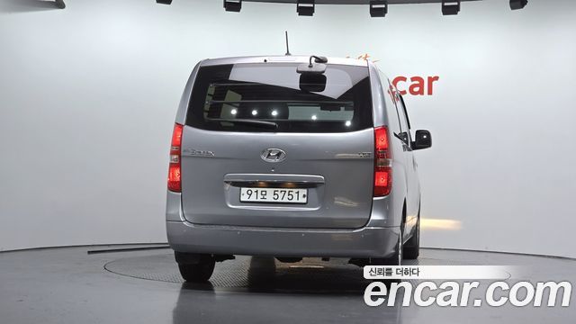 Hyundai Starex 3-Seater VAN Smart — пробег 207 194 км — фото 4 из 5
