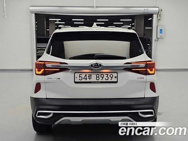 Kia Seltos из Кореи Encar