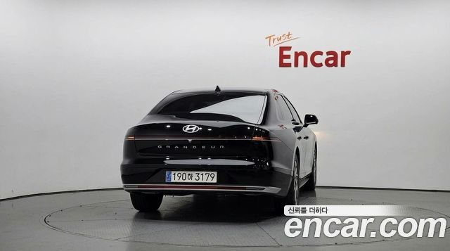 Hyundai Grandeur из Кореи Encar