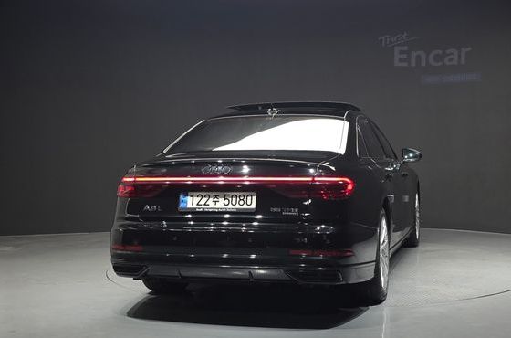 Audi A8 55 TFSI Quattro LWB — пробег 64 806 км — фото 4 из 5