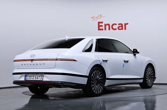 Hyundai Grandeur Calligraphy — пробег 15 724 км — фото 2 из 5