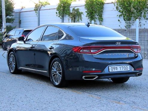 Hyundai Grandeur Exclusive Special — пробег 243 101 км — фото 3 из 5