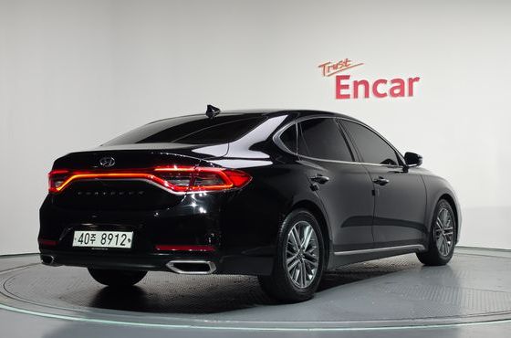Hyundai Grandeur 2.4 Premium — пробег 55 449 км — фото 2 из 5
