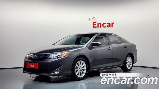 Toyota Camry Hybrid XLE — пробег 165 086 км — фото 1 из 5